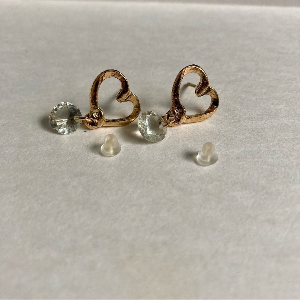GOLDEN Heart Dangling Crystal Earrings - Picture 5 of 10